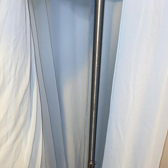 Mac DUGGAL Powder Blue Pleated Chiffon Sleeveless V-Neck - Picture 6 of 9